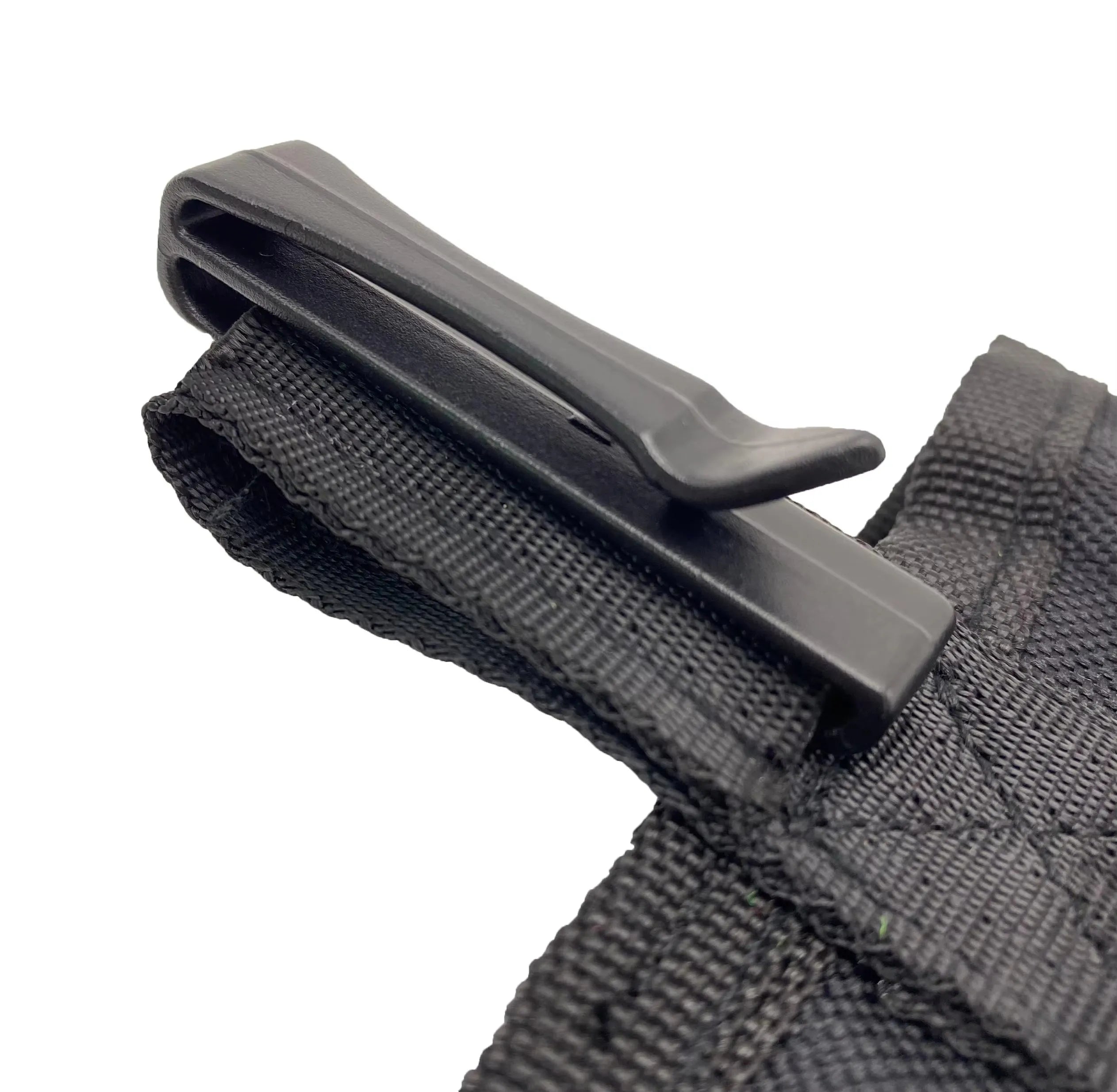 Dog Treat Training Pouch — Magnetic Closure
