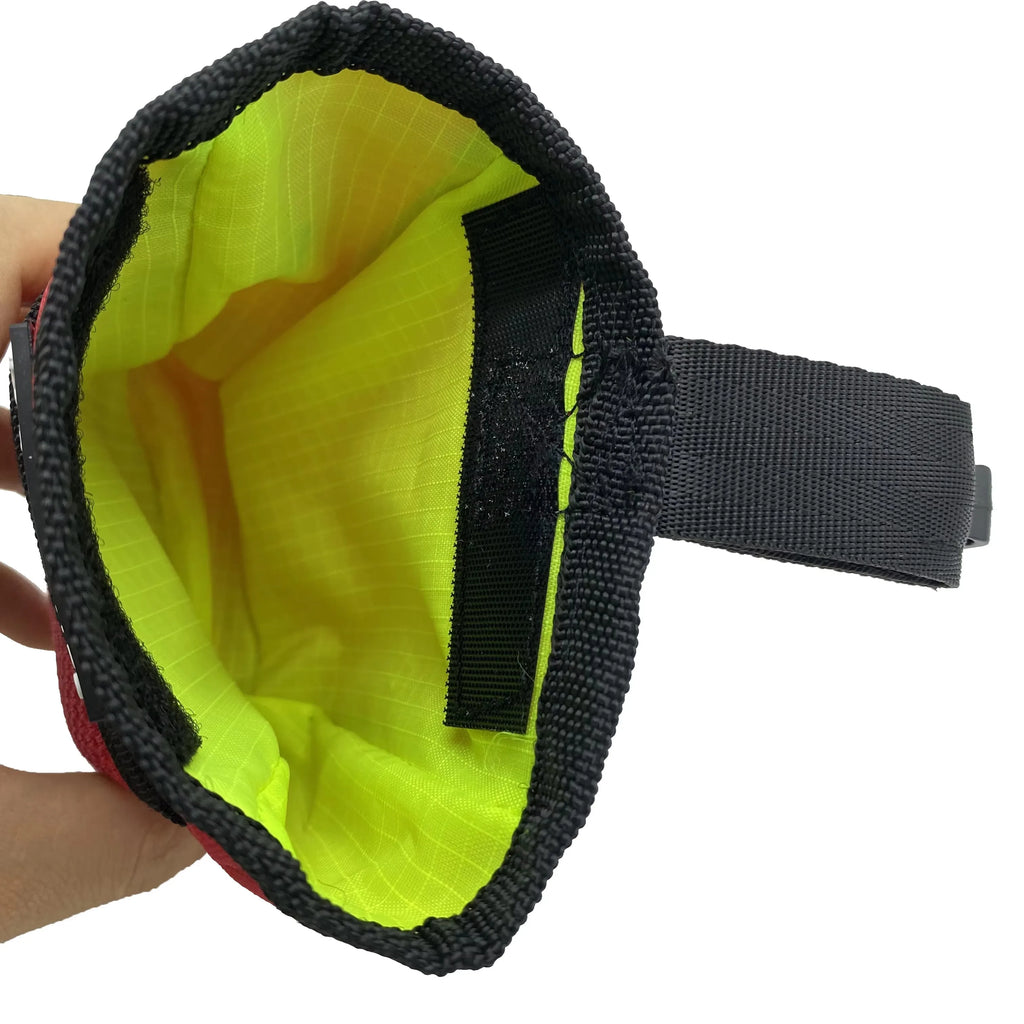 Dog Treat Training Pouch — Magnetic Closure