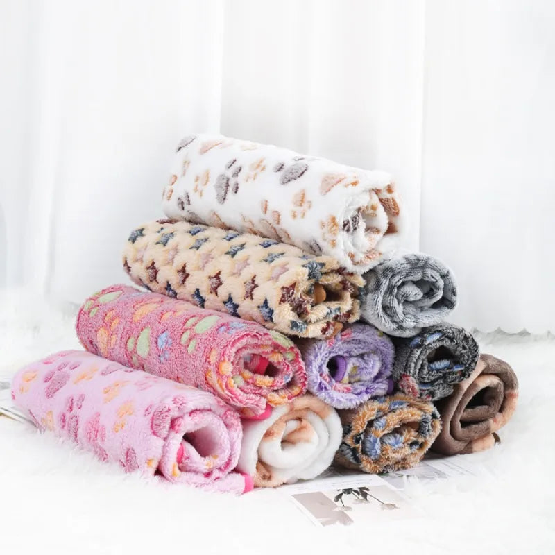 Soft Fleece Pet Blanket — Warm Washable Throw for Dogs & Cats